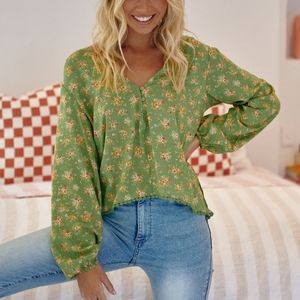 Jaase Koi Apple Blossom print top, size 16 (Australian sizing)